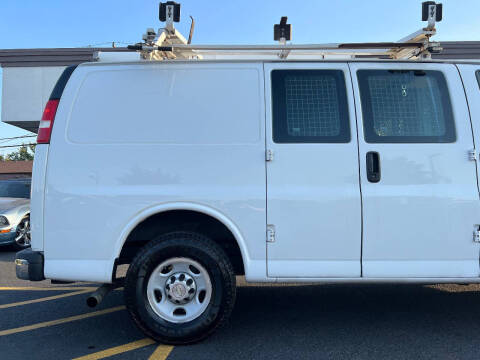 2014 Chevrolet Express 2500