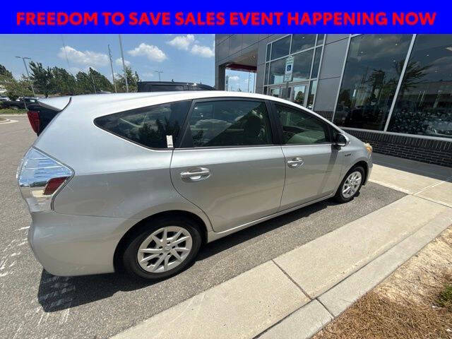 2014 Toyota Prius v Three