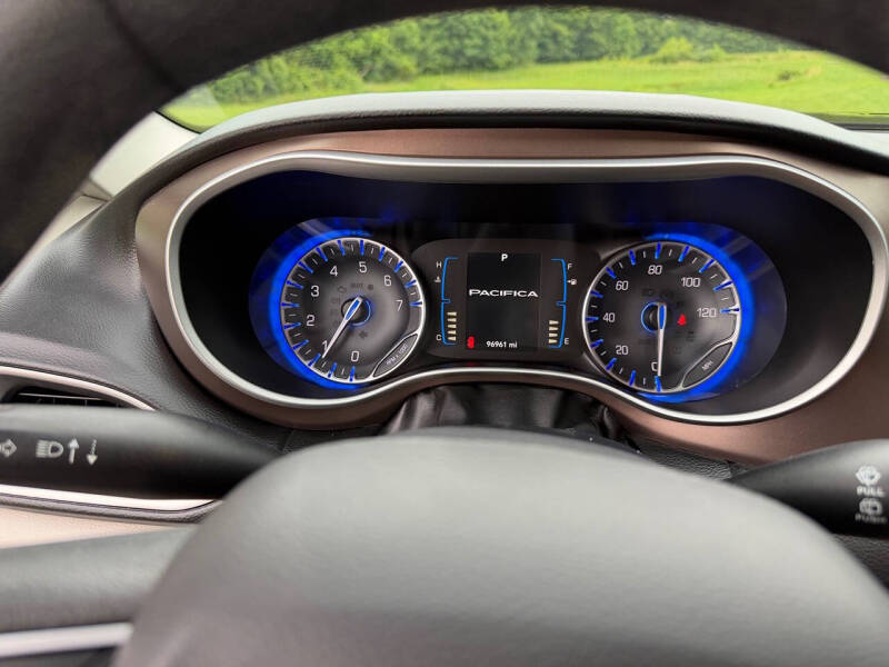 2017 Chrysler Pacifica Touring Plus