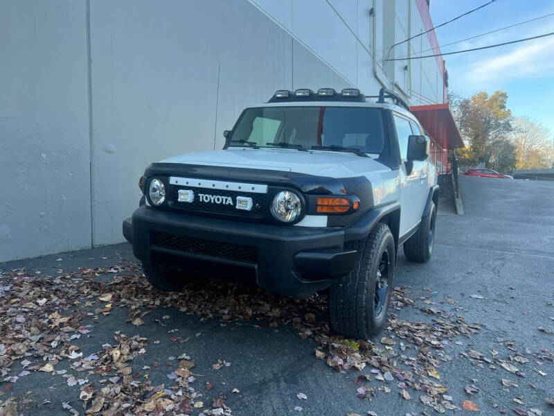 2008 Toyota FJ Cruiser Base photo 2