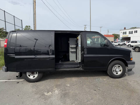 2017 Chevrolet Express 2500