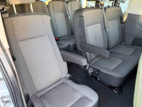 2023 Ford Transit 350 XLT