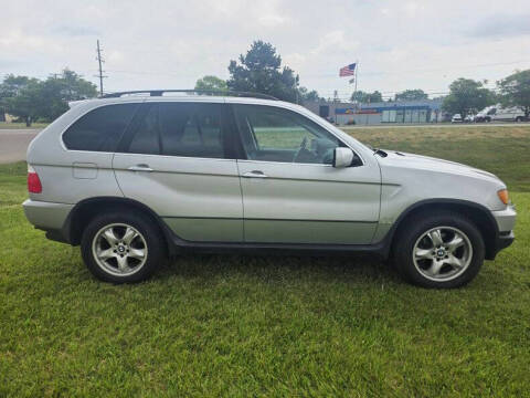 2001 BMW X5 4.4i