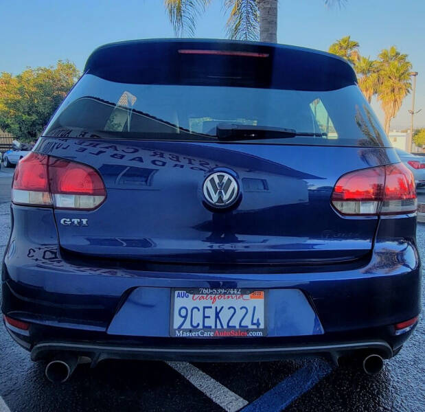 2012 Volkswagen GTI Base PZEV