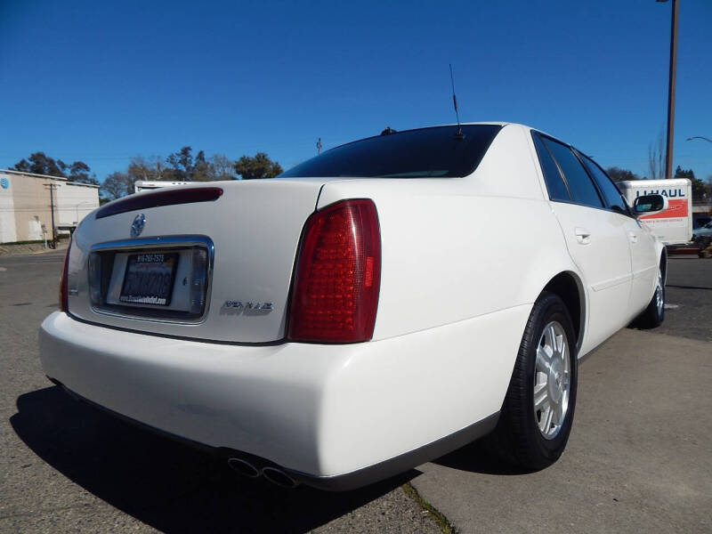 2004 Cadillac DeVille