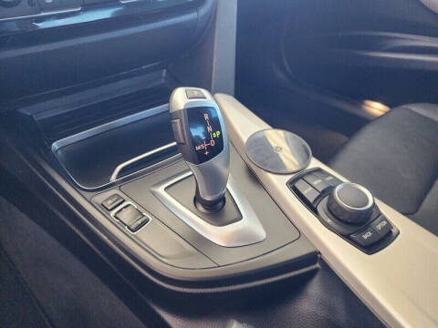 2018 BMW 3 Series 320i