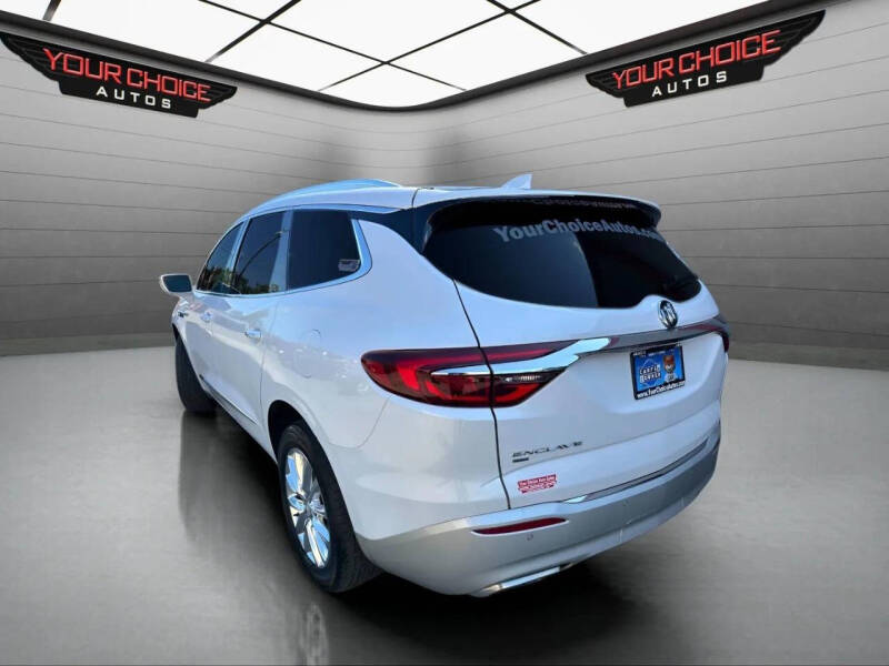 2020 Buick Enclave Essence