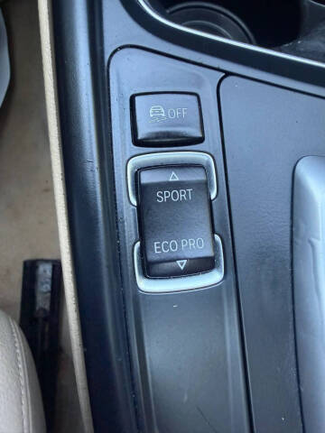 2013 BMW 3 Series 320i