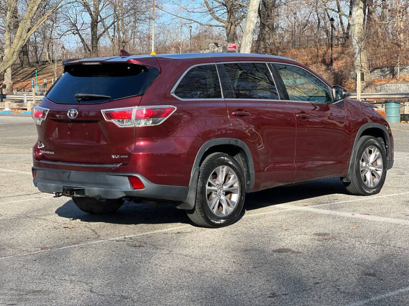 2015 Toyota Highlander XLE photo 8