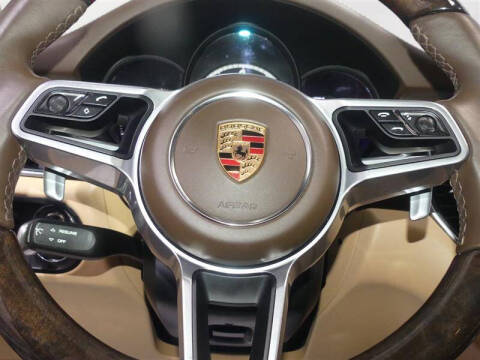 2017 Porsche Macan