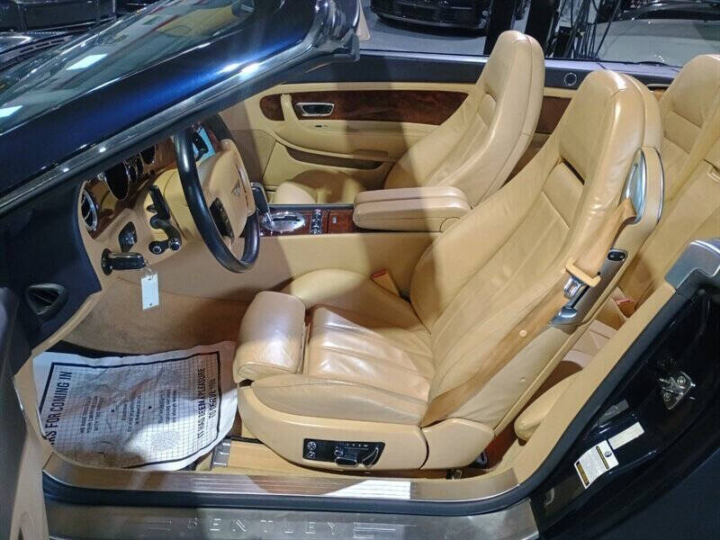 2007 Bentley Continental 39