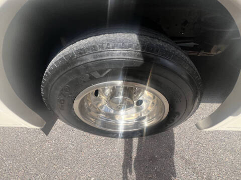 2017 Thor Motor Coach ACE BUNK HOUSE