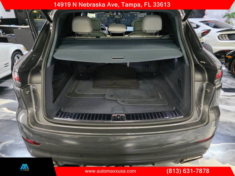 2021 Porsche Cayenne