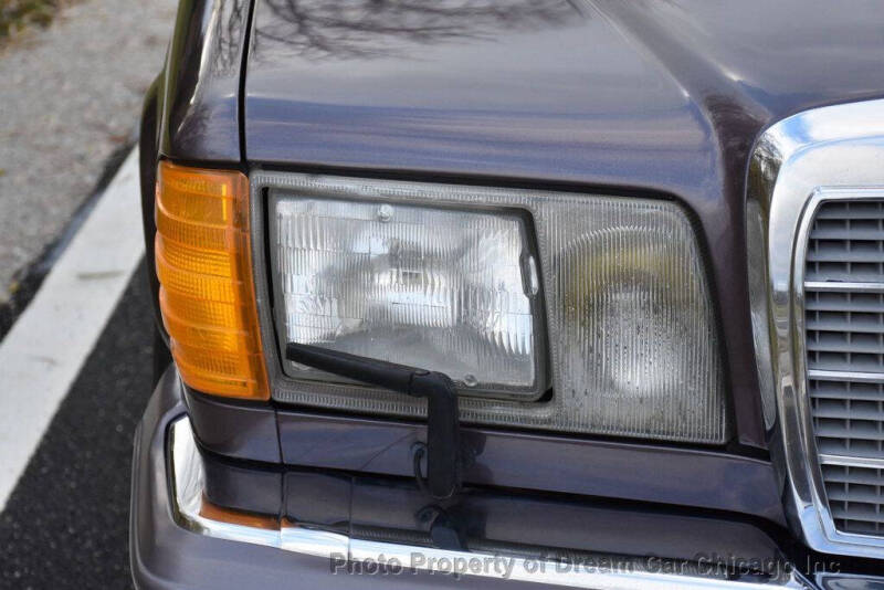 1991 Mercedes-Benz 560-Class 560 SEL