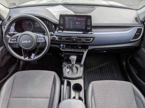 2023 Kia Seltos S