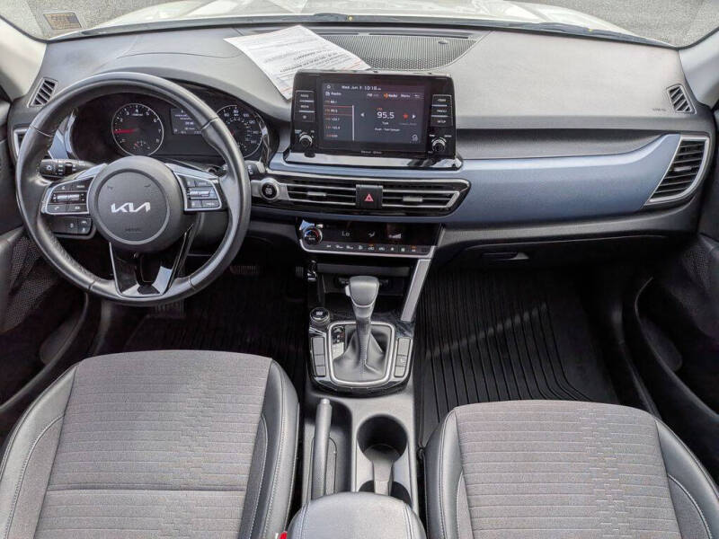 2023 Kia Seltos S