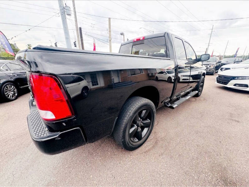 2018 RAM 1500 SLT