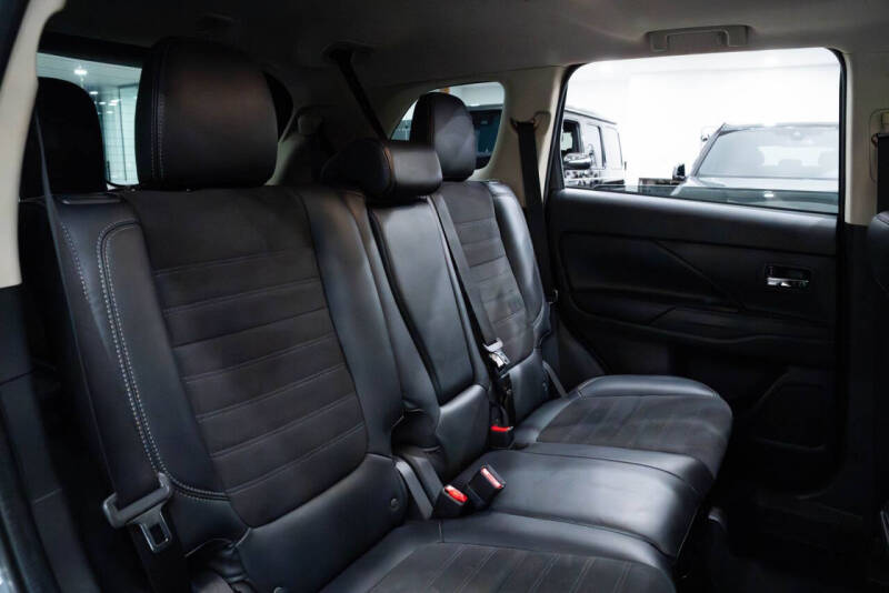 2019 Mitsubishi Outlander SE