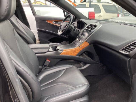 2019 Lincoln Nautilus Reserve