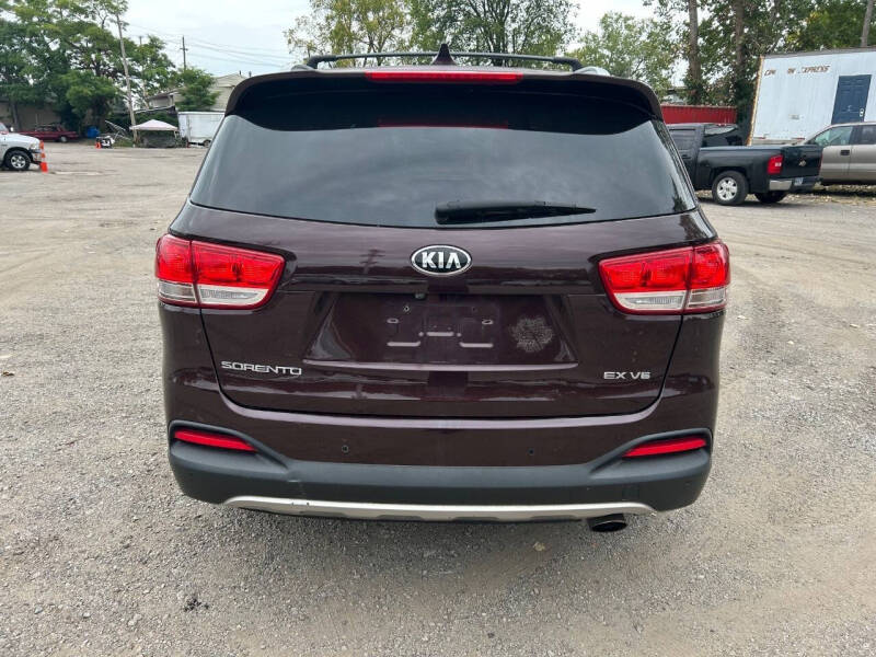 2016 Kia Sorento EX V6