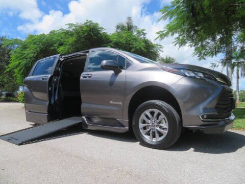 2024 Toyota Sienna XLE 7-Passenger