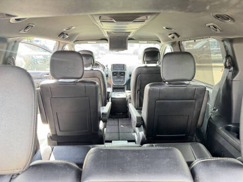 2015 Dodge Grand Caravan SXT Plus