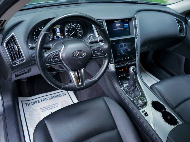 2021 Infiniti Q50 Luxe