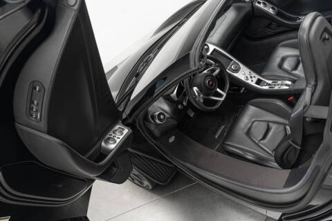 2013 McLaren MP4-12C Spider