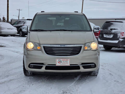 2012 Chrysler Town and Country Touring-L
