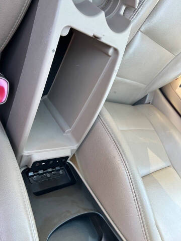 2003 Ford Taurus SES