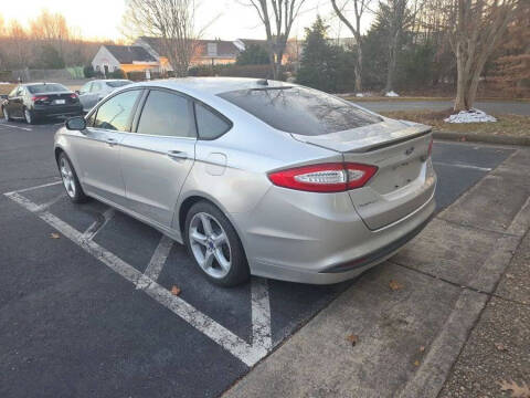 2013 Ford Fusion SE