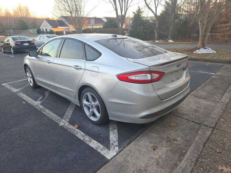 2013 Ford Fusion SE