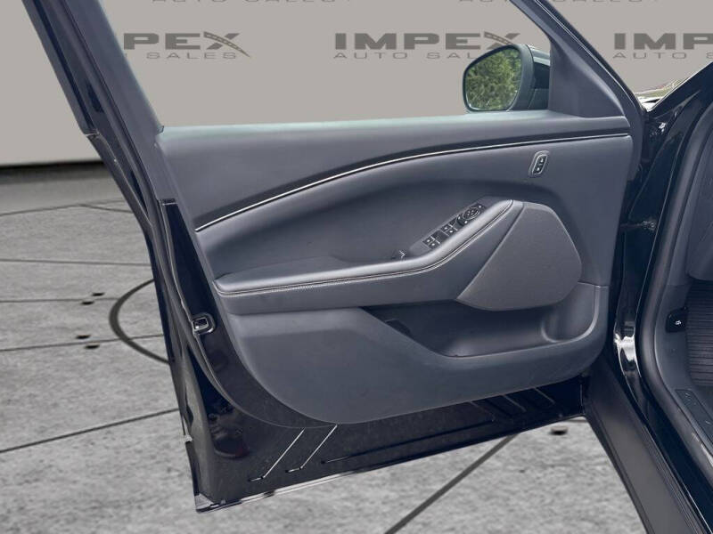 2025 Ford Mustang Mach-E Select