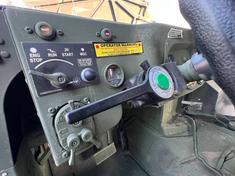 1988 AM General M1097R1 HMMWV