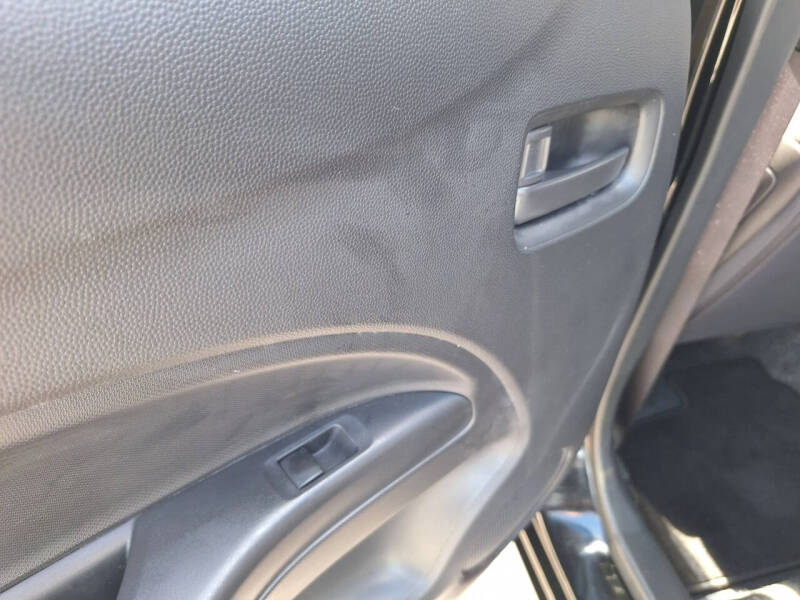 2017 Mitsubishi Mirage ES