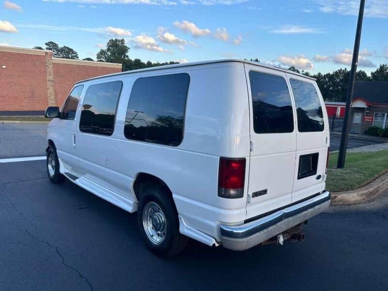 2001 Ford E-Series E-250