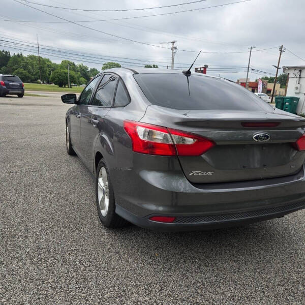 2014 Ford Focus SE