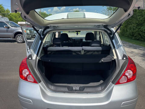2009 Nissan Versa 1.8 S