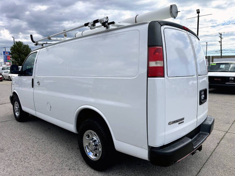 2013 Chevrolet Express 2500