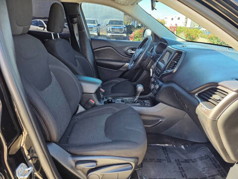 2019 Jeep Cherokee Latitude