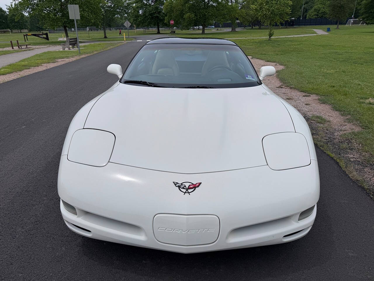 2001 Chevrolet Corvette 17