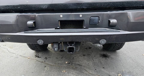 2011 Chevrolet Avalanche LS