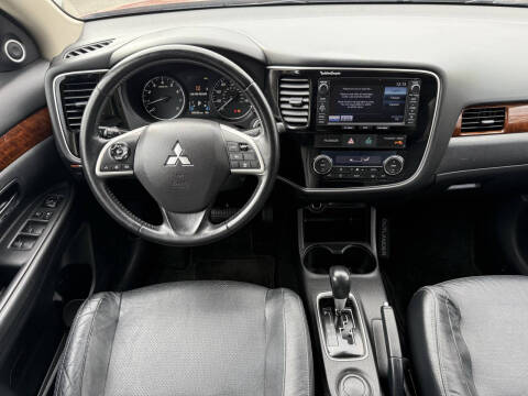 2014 Mitsubishi Outlander SE