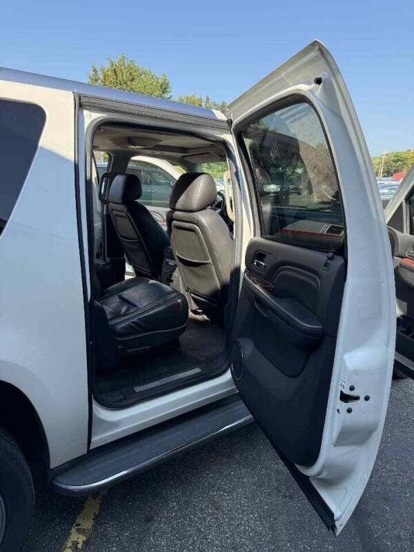 2014 Cadillac Escalade ESV Luxury