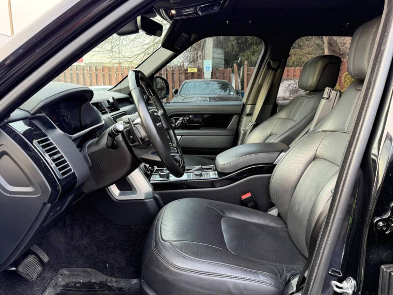 2020 Land Rover Range Rover P525 HSE