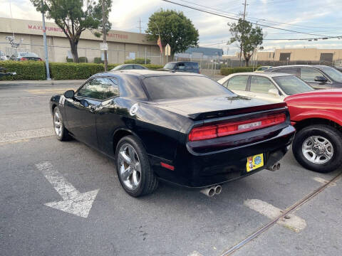 2012 Dodge Challenger R/T