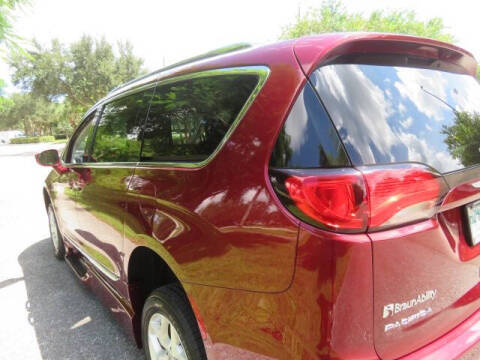 2020 Chrysler Pacifica Touring L Plus