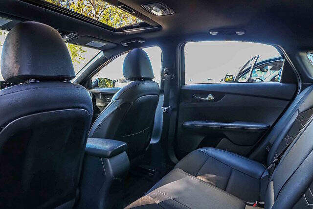 2023 Kia Forte GT-Line