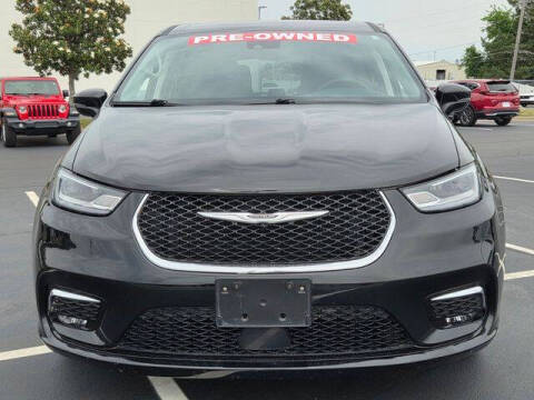 2024 Chrysler Pacifica Plug-In Hybrid Select