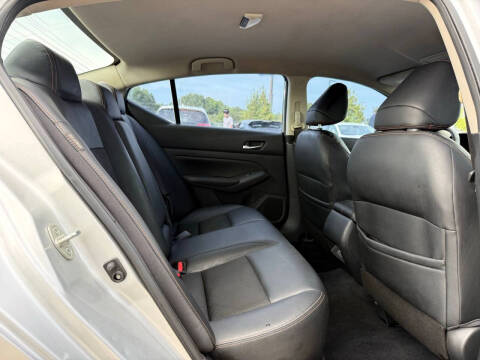 2019 Nissan Altima 2.5 SR